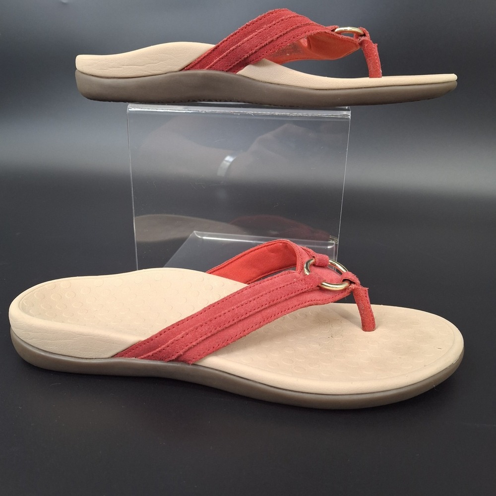 Vionic Women's Red Thong Sandals, Size 9M Pre Owned - Picture 4 of 12